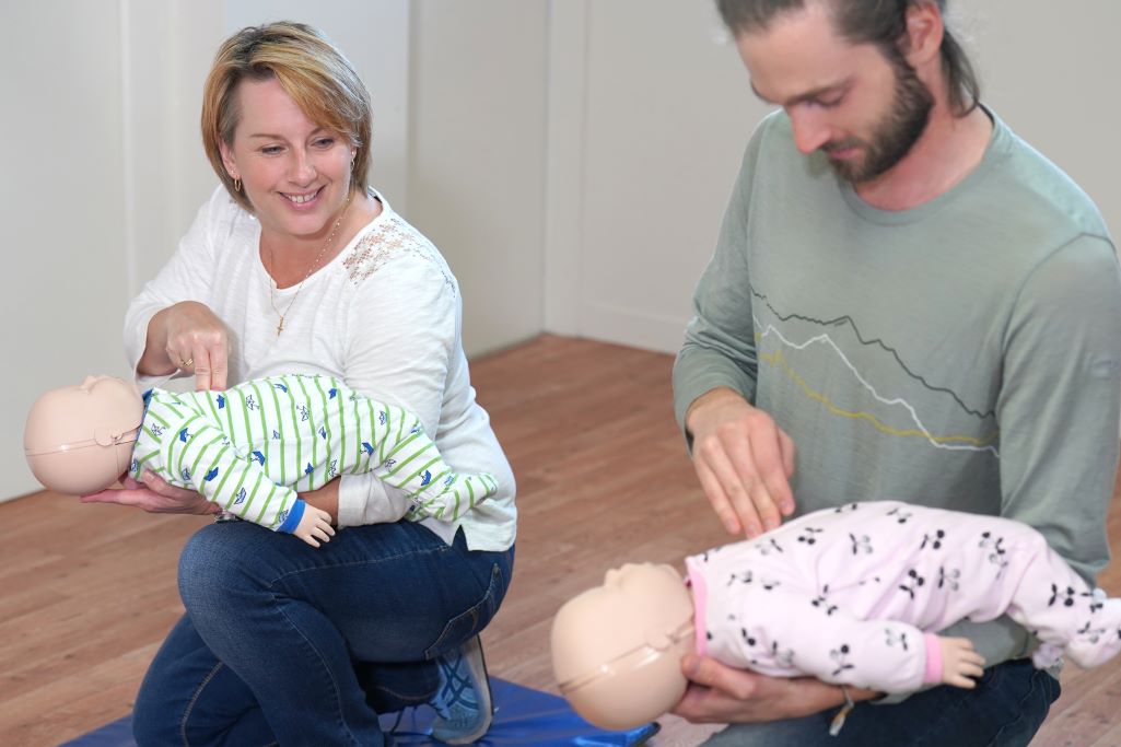 RCR/ Premiers Soins pour BÉBÉ-ENFANT